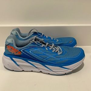 Hoka One One Clifton 3 running sneakers in blue, size 9